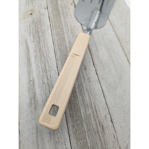 Vintage KOCO Long Spatula Slotted 12" Almond Handle Chrome Plated - Picture 3 of 8